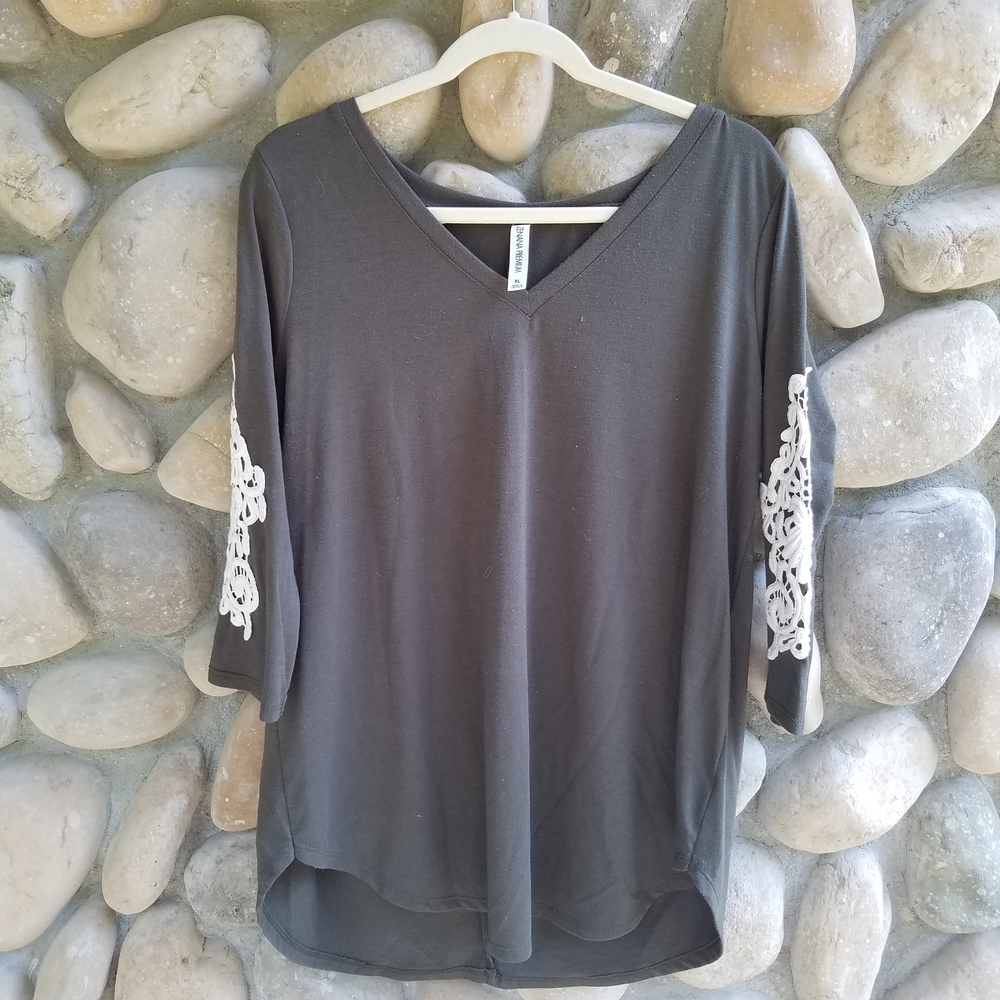 Zenana Olive Lace V-Neck Top with White Lace Quater Length Sleeves